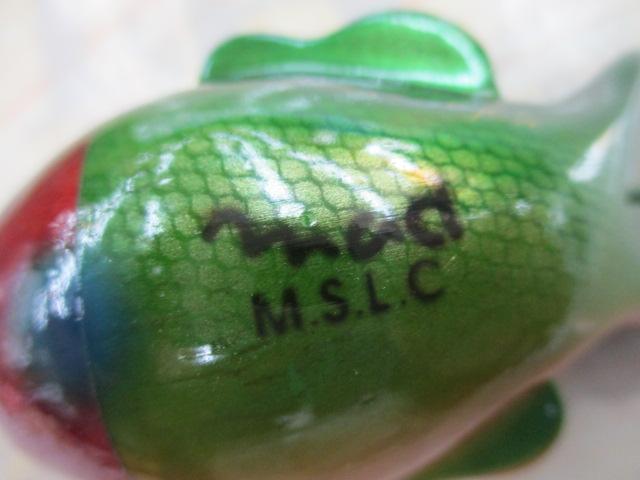 マッドブルーギルグリーン