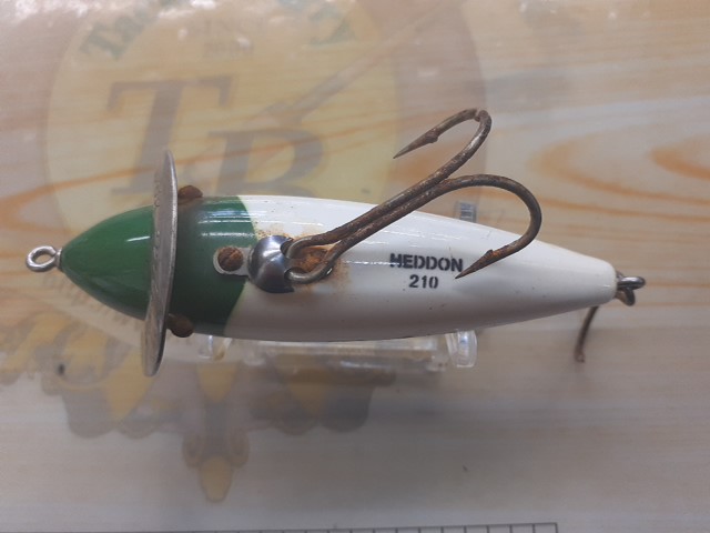 ヘドン210