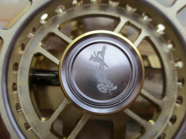 黒鯛師 THEヘチリミテッド 88SDⅡGT ゴールド/チタン