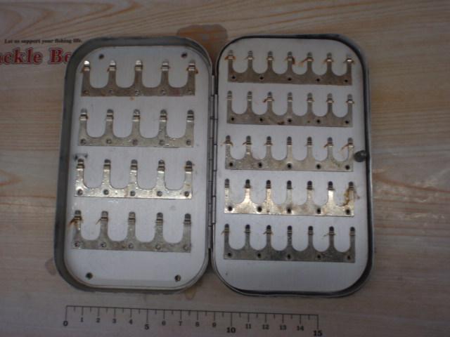 ﾘﾁｬｰﾄﾞﾎｲｯﾄﾚｰﾌﾗｲﾎﾞｯｸｽ