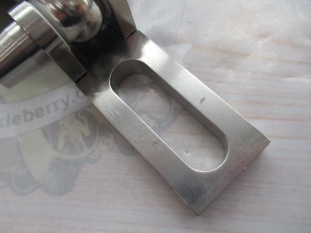 64ﾁﾀﾝ製ｸｴ用ｼﾝｸﾞﾙｼｬﾌﾄ竿受け