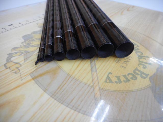 ﾎﾞｰﾀﾞﾚｽGL N27