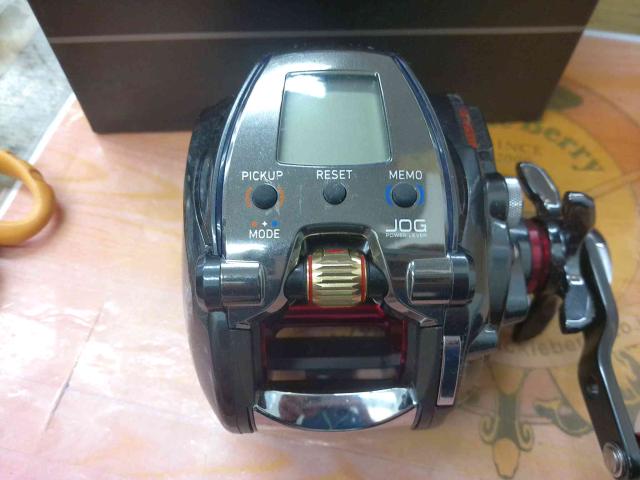 18ｼｰﾎﾞｰｸﾞ 300J