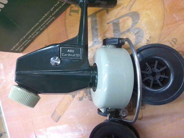 ｶｰﾃﾞｨﾅﾙ 33 ｸﾞﾘｰﾝ