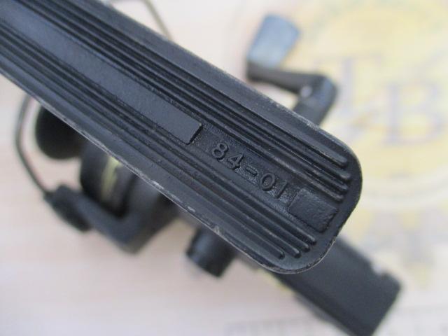 ｶｰﾃﾞｨﾅﾙC4 ﾌﾞﾗｯｸ