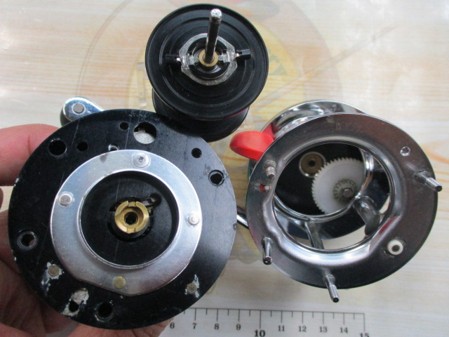 5600C クラシックレプリカ 赤ベロ