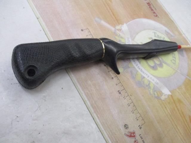 スピンキャスター レッドスレッド