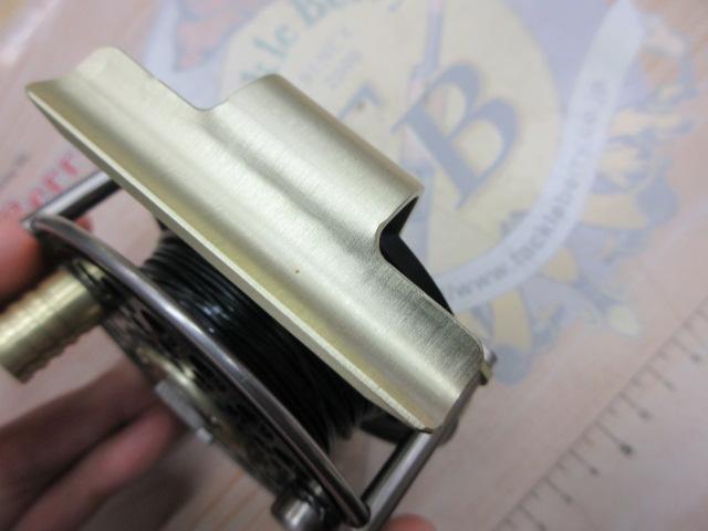 F2 ﾘｵｵﾙﾋﾞｺﾞ ﾌﾞﾗｯｸ/ｺﾞｰﾙﾄﾞ