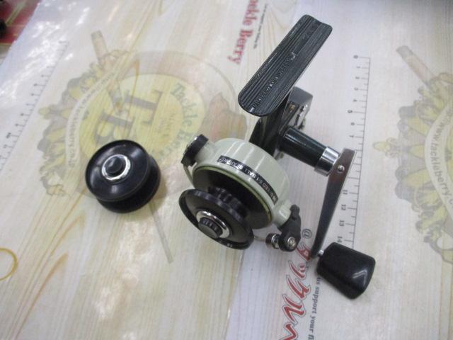 カーディナル 33(逆さシリアル)