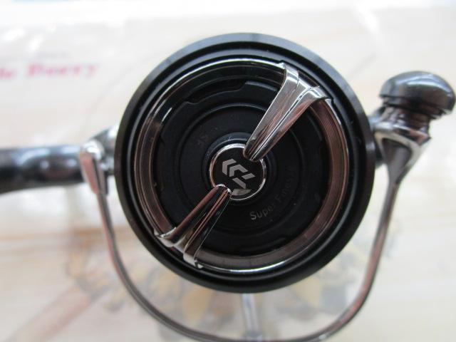 24ﾙﾋﾞｱｽ SF2000SS-P