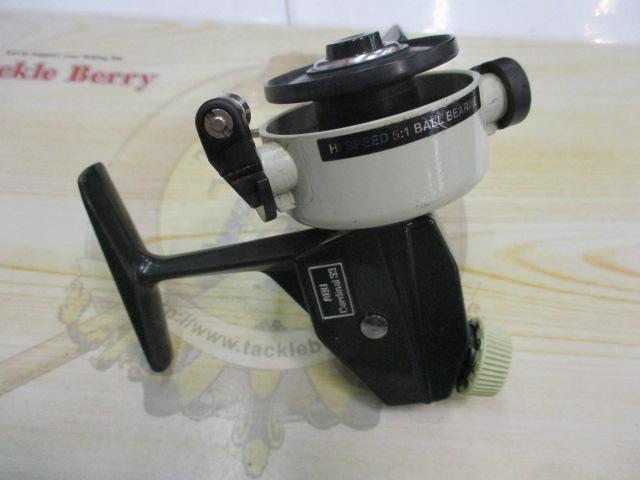 カーディナル 33(逆さシリアル)