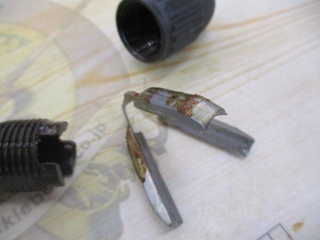 ｱｲｽﾎﾟｯﾄ ｳｫｰﾙﾅｯﾄｾﾐﾀﾞﾌﾞﾙ ｱﾝﾃｨｰｸﾒﾀﾙ/BK