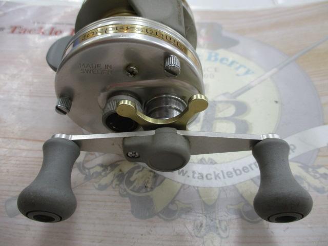 UC4600C ｼﾙﾊﾞｰ