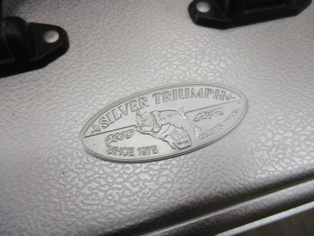 ｼﾙﾊﾞｰﾄﾗｲｱﾝﾌBOX