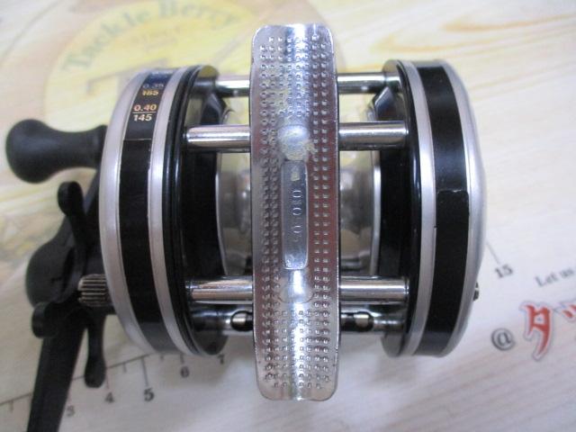 5501C3 ｼﾙﾊﾞｰ/ｺﾞｰﾙﾄﾞｸﾚｽﾄ