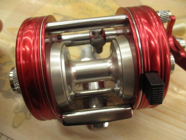 2500C ﾉｽﾀﾙｼﾞｱ ﾚｯﾄﾞ