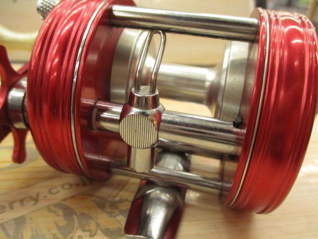 2500C ﾉｽﾀﾙｼﾞｱ ﾚｯﾄﾞ