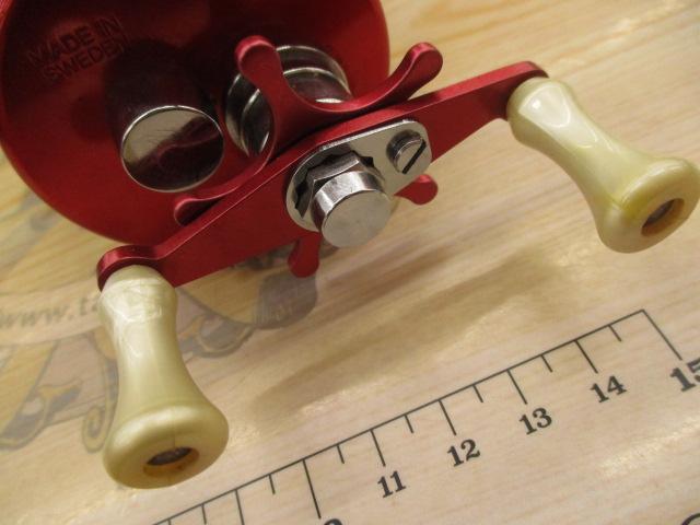 2500C ﾉｽﾀﾙｼﾞｱ ﾚｯﾄﾞ