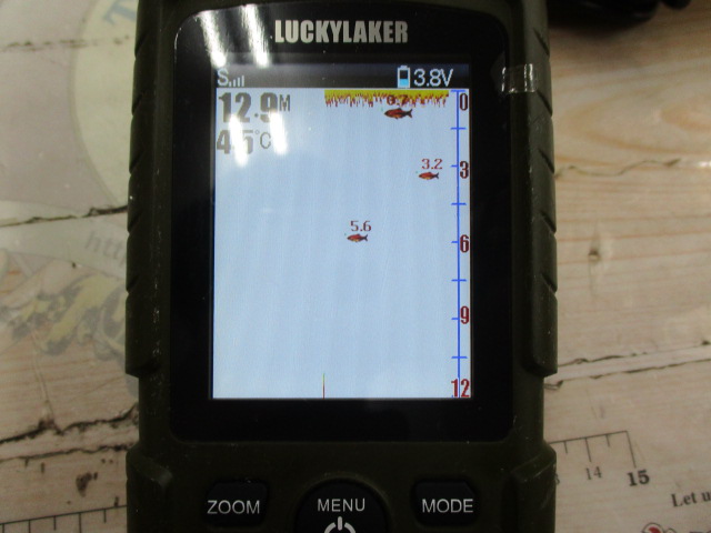 ﾗｯｷｰﾚｲｶｰﾎﾟｰﾀﾌﾞﾙ魚群探知機Y2020-CT