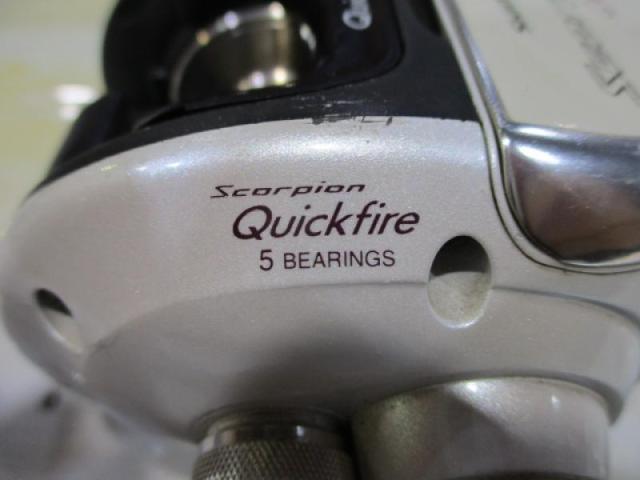 ｽｺｰﾋﾟｵﾝ ｸｲｯｸﾌｧｲﾔｰ (白)