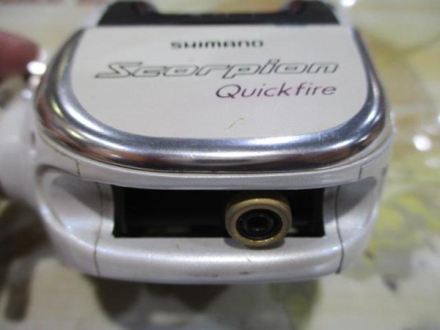 ｽｺｰﾋﾟｵﾝ ｸｲｯｸﾌｧｲﾔｰ (白)