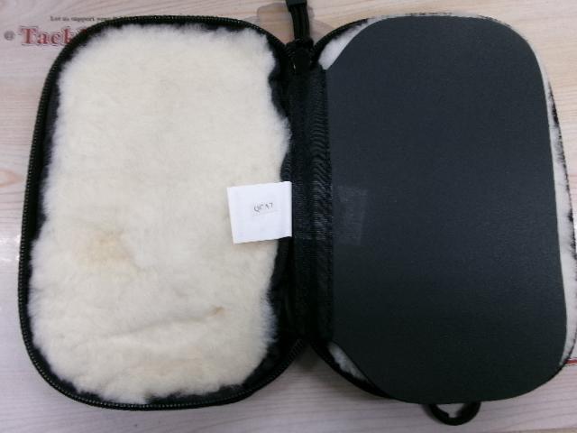 ﾊﾟｰﾑｽ　ﾑｰﾄﾝﾜﾚｯﾄ