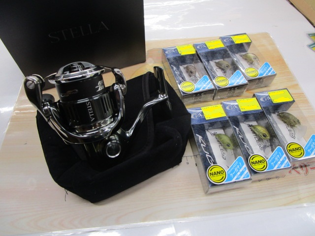 【ｾｯﾄ商品】22ｽﾃﾗ C2000SHG 新品ﾙｱｰ付