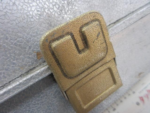 173A
