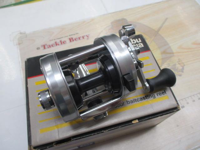 ｱﾝﾊﾞｻﾀﾞｰ2500Cｼﾙﾊﾞｰ
