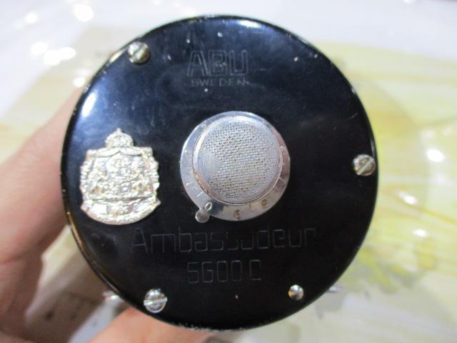ｱﾝﾊﾞｻﾀﾞｰ5600C赤ﾍﾞﾛ