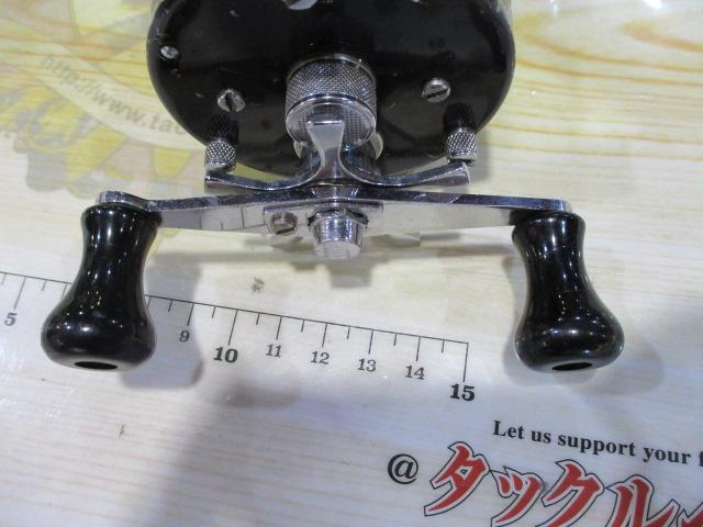 ｱﾝﾊﾞｻﾀﾞｰ5600C赤ﾍﾞﾛ