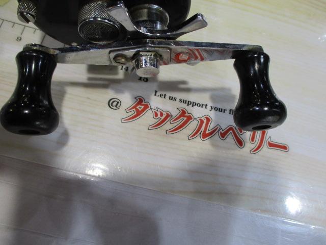 ｱﾝﾊﾞｻﾀﾞｰ5600C赤ﾍﾞﾛ