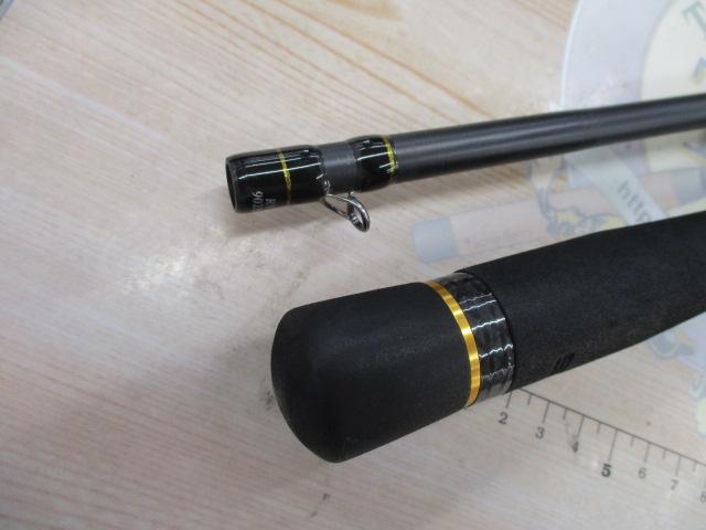 ﾛｯｸﾗｲﾊﾞｰ5G RV5-902H/B
