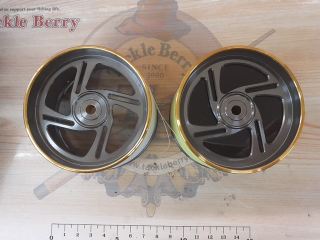 【ｾｯﾄ商品】ｻｰﾌﾘｰﾀﾞｰCI4+35ｽﾌﾟｰﾙ2個