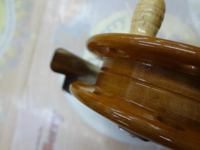 重利作 手作り木製リール86
