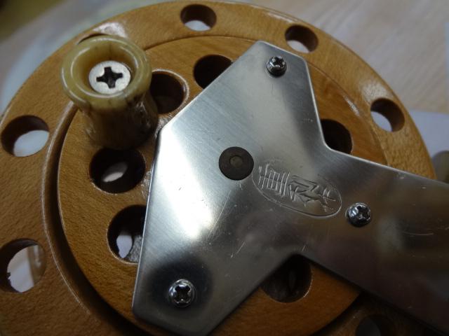 重利作 手作り木製リール86