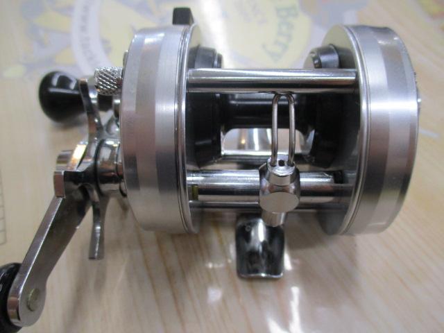 ｱﾝﾊﾞｻﾀﾞｰ2500Cｼﾙﾊﾞｰ