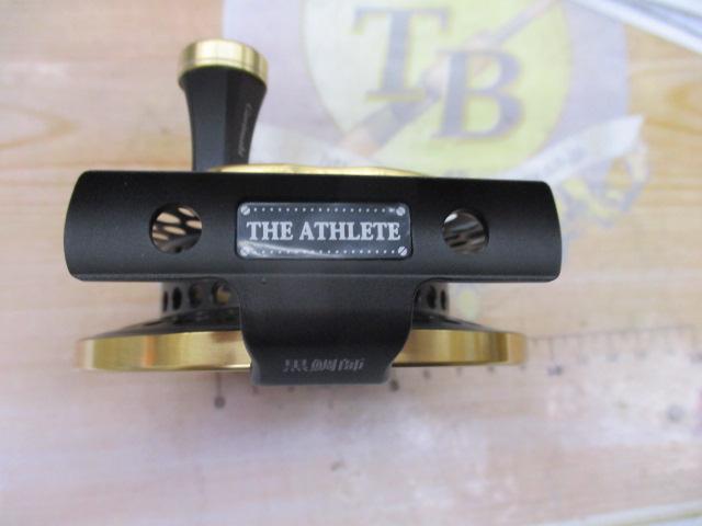 黒鯛師 THEｱｽﾘｰﾄﾍﾁ 90W-BG ﾌﾞﾗｯｸ/ｺﾞｰﾙﾄﾞ