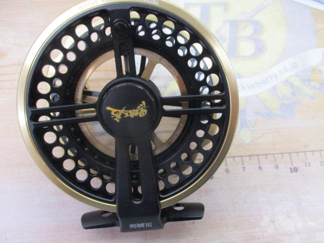 黒鯛師 THEｱｽﾘｰﾄﾍﾁ 90W-BG ﾌﾞﾗｯｸ/ｺﾞｰﾙﾄﾞ