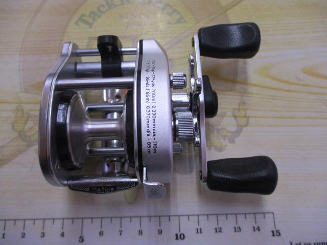 ﾌｧﾝﾄﾑ ST-10