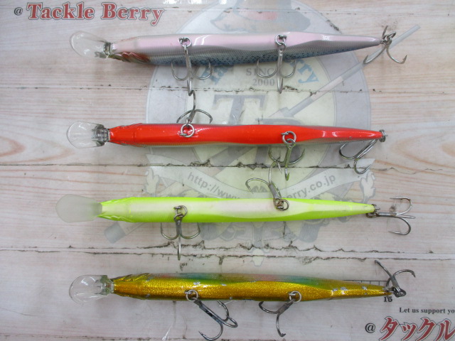 【ｾｯﾄ商品】【ﾒｶﾞﾊﾞｽ】ｶﾅﾀ鮎 4点ｾｯﾄ