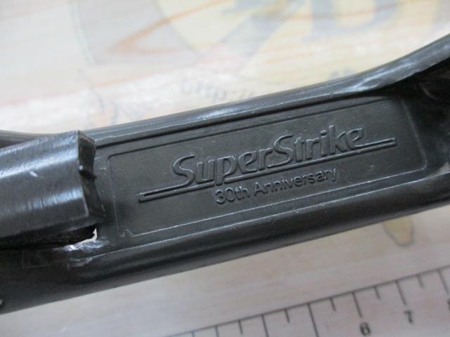 ｽｰﾊﾟｰｽﾄﾗｲｸ30thｸﾞﾘｯﾌﾟ