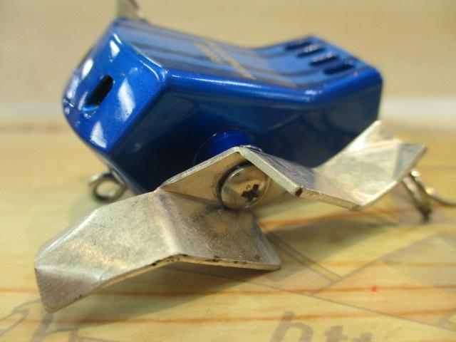 ﾛﾎﾞｯﾄｱﾄﾐｯｸﾎﾞﾑ