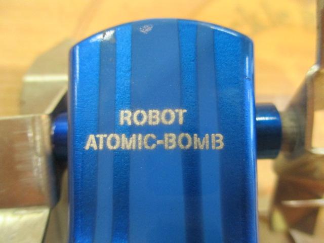 ﾛﾎﾞｯﾄｱﾄﾐｯｸﾎﾞﾑ