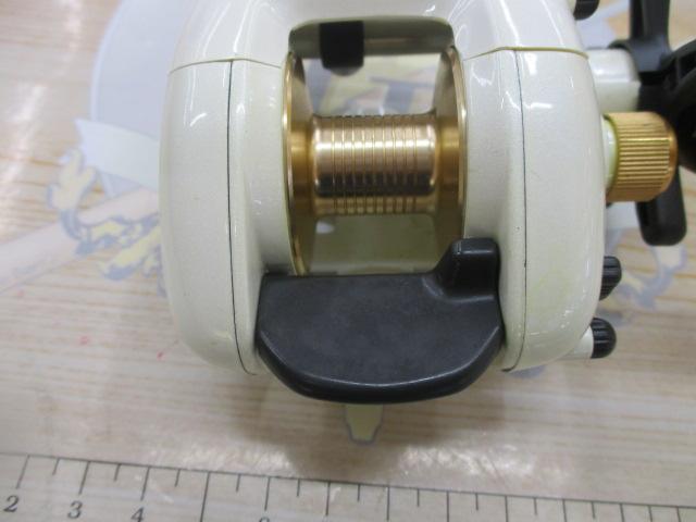 ｲｸｼｵｰﾈ IX-4F (ｶｵﾘ)