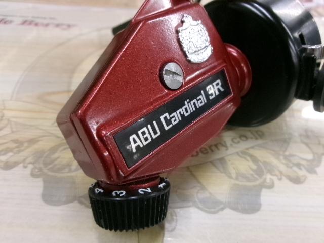 ｶｰﾃﾞｨﾅﾙ 3R ﾚｯﾄﾞ