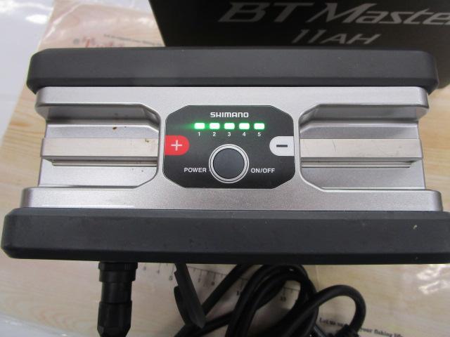 22BTﾏｽﾀｰ11AH充電器