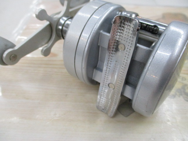 ﾌﾟﾛﾏｯｸｽ1600 ｼﾙﾊﾞｰ