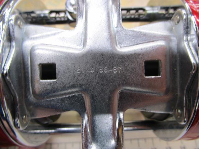 7000 ﾚｯﾄﾞ