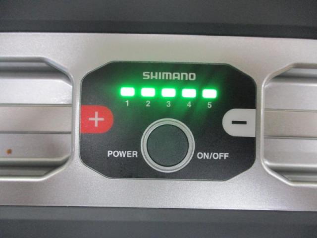22BTﾏｽﾀｰ11AH充電器